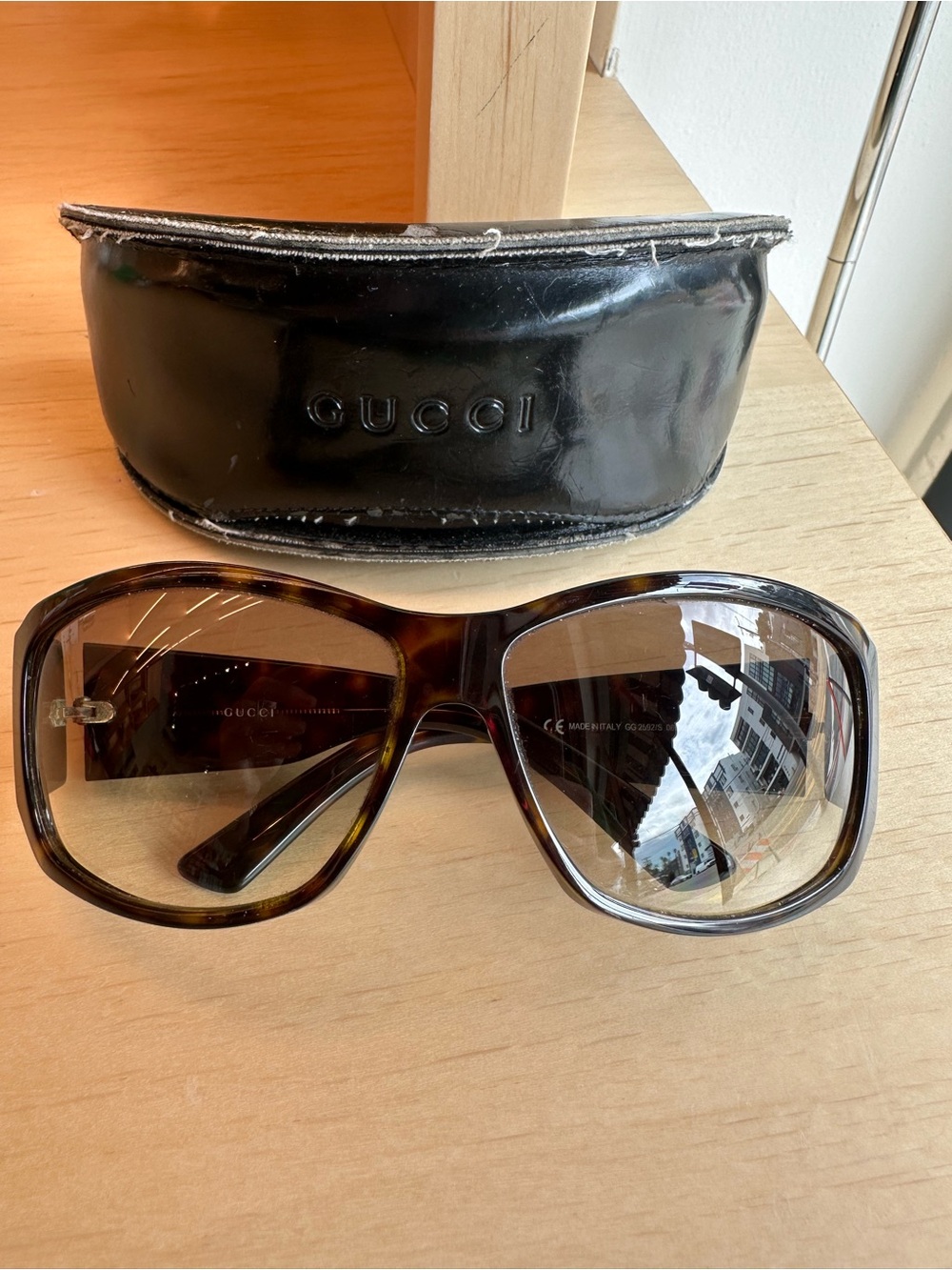Vintage Gucci GG2592/S Sunnies